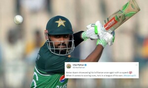نیپال کے خلاف بابر اعظم کی دھواں دھار بیٹنگ، بھارتی کرکٹرز بھی تعریف کرنے پر مجبور