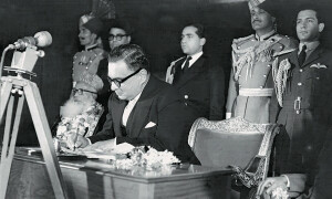 PAKISTAN&rsquo;S EARLY PALACE INTRIGUES