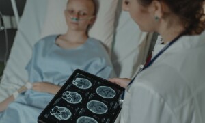 &rsquo;دنیا بھر میں 50 سال سے کم عمر افراد میں کینسر کے کیسز میں نمایاں اضافہ&lsquo;