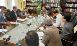 شمشاد اختر کی ورلڈ بینک کے کنٹری ڈائریکٹر سے ملاقات، رواں سال 2 ارب ڈالر ملنے کا امکان