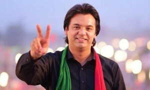 پی ٹی آئی کا کراچی سے عثمان ڈار کو &rsquo;اغوا&lsquo; کیے جانے کا الزام، پولیس کی تردید