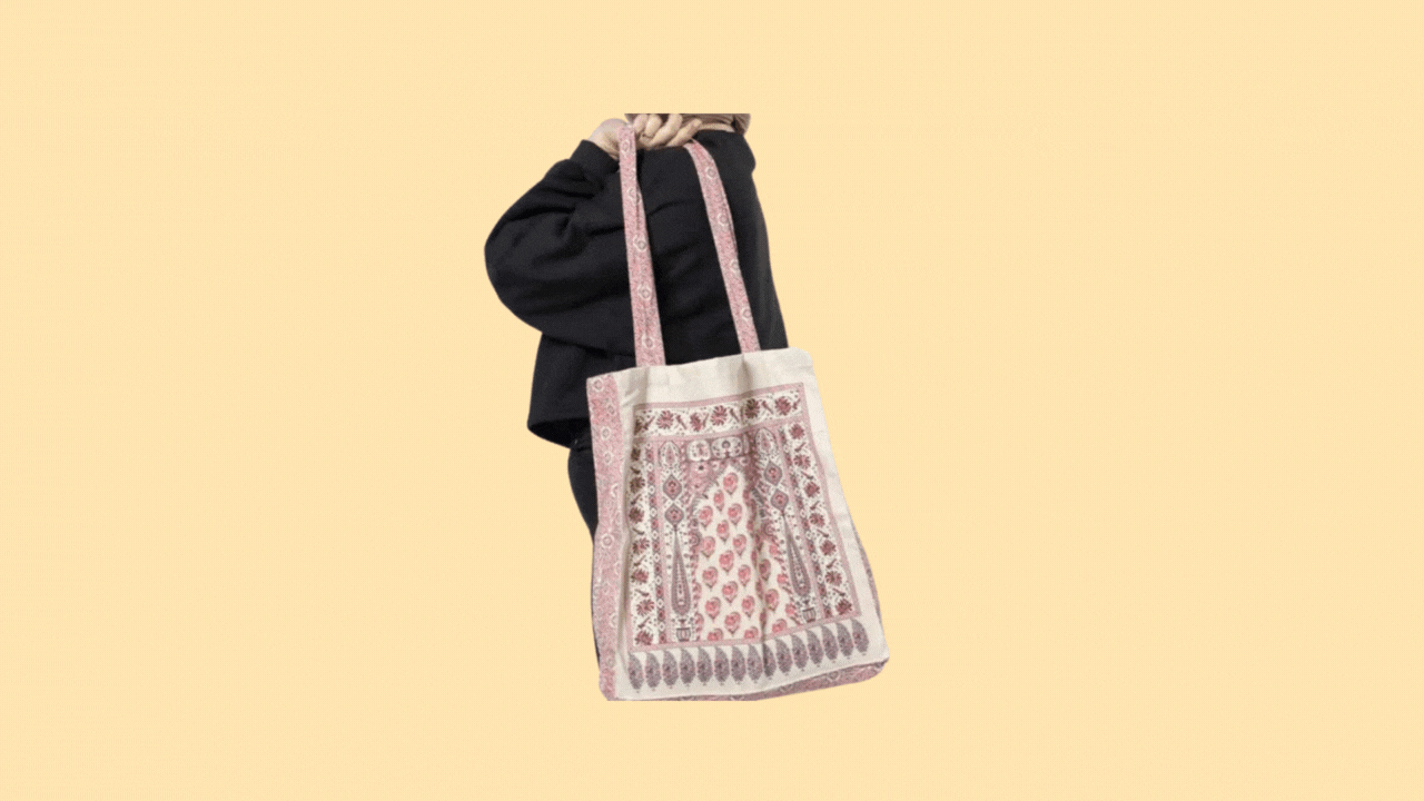 Going loco for local: Tote-ally in love with Khaadi&rsquo;s bags