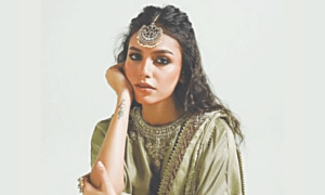 &lsquo;Inexplicable furore&rsquo; over pageant win criticised