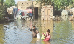 ECP allows Sindh to continue building houses for flood-hit