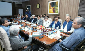پنجاب حکومت نے بینائی کو متاثر کرنے والے انجیکشن پر پابندی لگا دی