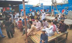 Crackdown rattles Afghans in Pakistan