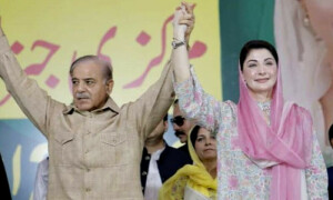 نواز شریف کی وطن واپسی تاریخی بنانے کیلئے شہباز شریف، مریم نواز سرگرم