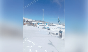 Babusar Pass closed after unexpected snowfall