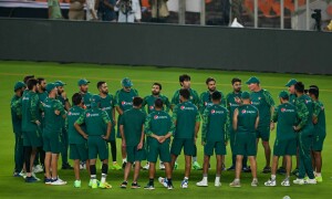 Pakistan spinners working on striking during middle overs, says Nawaz