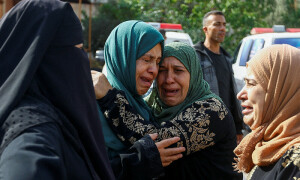 PHOTOS: Mourning in Gaza as Israeli bombardments continues