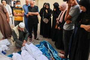 PHOTOS: Palestinians mourn loved ones killed in Israeli strike on Najjar hospital