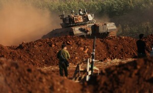 PHOTOS: Israeli soldiers conduct military drill along Lebanon border
