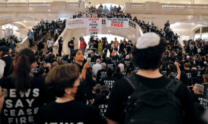 New York police arrest hundreds at Jewish protest urging Gaza ceasefire