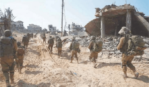House-to-house combat in Gaza as siege tightened