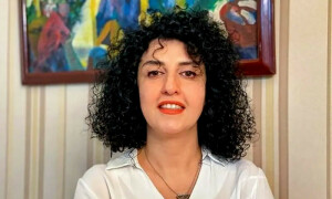 نوبل انعام یافتہ ایرانی خاتون نرگس محمدی کی جیل میں بھوک ہڑتال