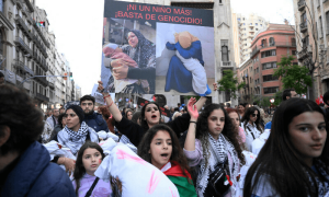 تصاویر: فلسطینیوں کی حمایت کیلئے دنیا بھر میں لاکھوں مظاہرین کا احتجاج