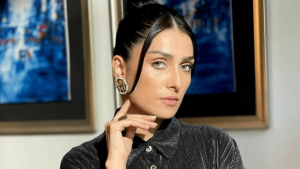 Fans aren&rsquo;t too pleased with Ayeza Khan&rsquo;s &lsquo;apology&rsquo; for not posting about Gaza