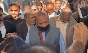 توشہ خانہ کیس: نیب کو 30 نومبر تک نواز شریف کا بیان ریکارڈ کرنے کی ہدایت