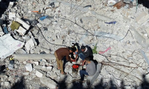 PHOTOS: Palestinians forced to live among rubble of destroyed houses amid temporary truce