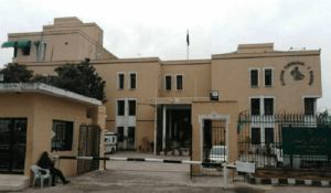 عام انتخابات ملتوی کرانے کیلئے درخواستیں الیکشن کمیشن میں دائر