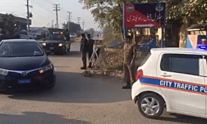 سائفر کیس: عمران خان، شاہ محمود قریشی کا &rsquo;اوپن ٹرائل&lsquo; اڈیالہ جیل میں دوبارہ شروع، سماعت پیر تک ملتوی