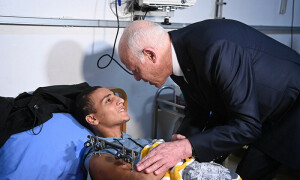 PHOTOS: Tunisian president visits evacuated Palestinian patients in Tunis