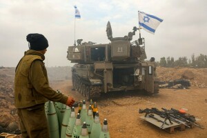 غزہ میں 15ہزار 900 فلسطینی جاں بحق، اسرائیلی فوج نے خان یونس کا محاصرہ کر لیا