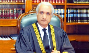 جسٹس مظاہرکے خلاف ریفرنس: جسٹس اعجاز الاحسن کی جوڈیشل کونسل کارروائی میں شمولیت چیلنج