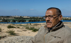 PHOTOS: Palestinians forced to flee their houses after Israeli strikes in southern Gaza