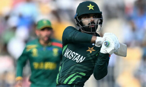 ورلڈ کپ میں خراب کارکردگی کیلئے صرف کپتان کو ذمہ دار ٹھہرانا غلط ہے، شاداب خان