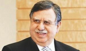 شوکت ترین کا سیاست اور پی ٹی آئی چھوڑنے کا اعلان