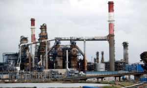 اٹک ریفائنری بند ہونے کے دہانے پر ہے، سربراہ کا وزیر پیٹرولیم کو انتباہ