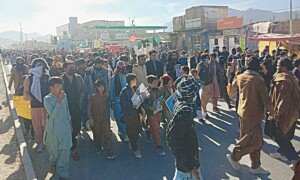 Police detain 20 protesters as Turbat long march reaches DG Khan
