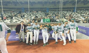 پاکستان کی عالمی معیار کی بیس بال ٹیم وسائل کی کمی کا شکار