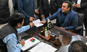 عام انتخابات کے لیے کاغذاتِ نامزدگی جمع کرانے کا وقت ختم
