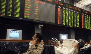 سال کے مثبت آغاز کے بعد اختتام بھی مثبت، اسٹاک ایکسچینج 398 پوانٹس اضافے سے 62 ہزار451 پر بند