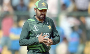 سال2023 بابر کے لیے ڈراؤنا خواب، تینوں فارمیٹ کی قیادت سے ہاتھ دھونا پڑا