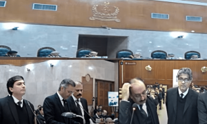 آئین میں ہر سزا کی مدت ہے تو نااہلی تاحیات کیسے ہوسکتی ہے؟ سپریم کورٹ