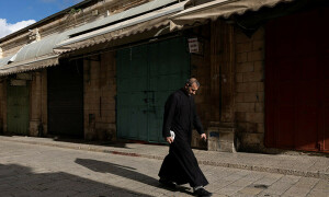 PHOTOS: Strike in Jerusalem&rsquo;s Old City protesting killing of Saleh Al-Arouri