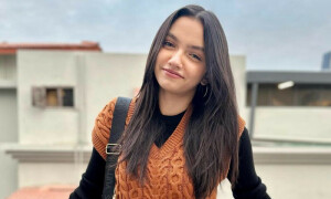 ابھی سے لڑکوں کے بارے میں سوچوں گی تو کیریئر کون بنائے گا؟ عینا آصف