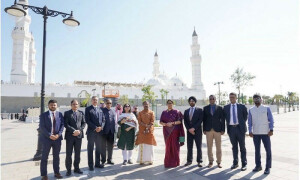 Indian minister visits Madina after New Delhi, Riyadh sign Haj agreement: reports