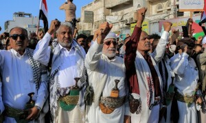 US, UK air strikes pound Yemen as Mideast crisis spreads