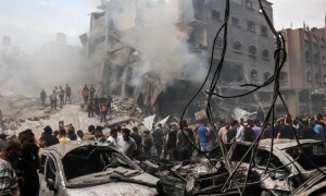 اسرائیل کی جبالیہ اور خان یونس میں بمباری، مزید 195 فلسطینی شہید