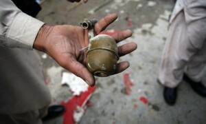 مالاکنڈ: نامعلوم افراد کا لیویز چیک پوسٹ پر دستی بم حملہ، 3 اہلکارشدید زخمی