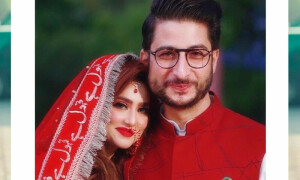 ٹی وی میزبان اشفاق اسحٰق ستی پر اہلیہ کے تشدد کے الزامات