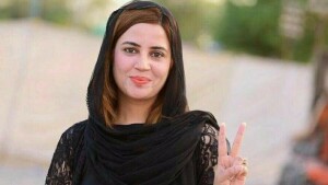 Zartaj Gul makes sudden appearance in public in DG Khan