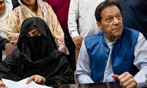 غیرشرعی نکاح کیس: عمران خان، بشریٰ بی بی کو 7، 7 سال قید کی سزا