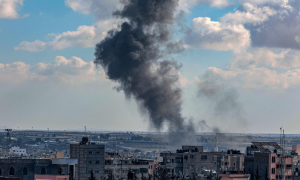 Israeli air strikes pummel Gaza&rsquo;s Rafah as Netanyahu orders army to prepare for operation there