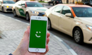 &rsquo;پروگرام تو وڑ گیا&lsquo; کی پوسٹ کرنے پر کریم کو تنقید کا سامنا
