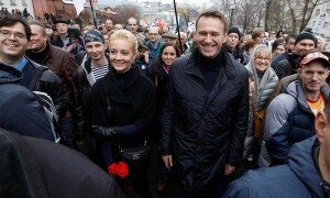 400 held in Russia at events in memory of Navalny